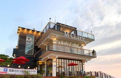 Hotel Hue Loft