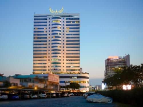 Muong Thanh Luxury Song Han Hotel