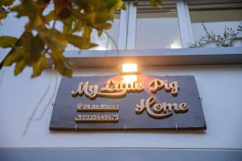 My Little Pig home My Little Pig home