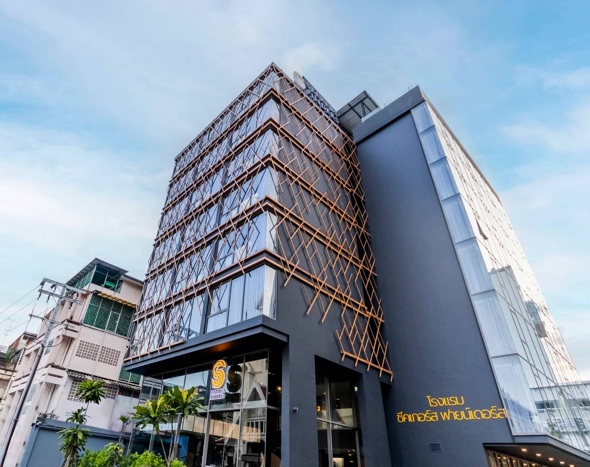 Seekers Finders Rama IV Hotel, SureStay Collection by Best Western