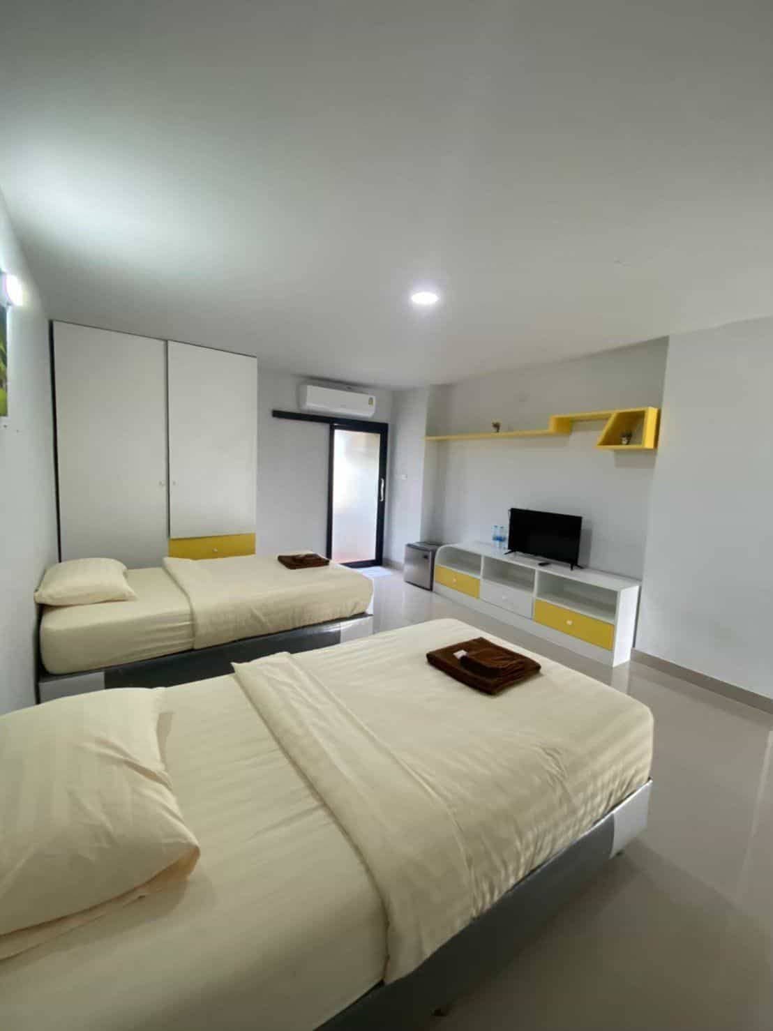Suwinthawong Residence 1