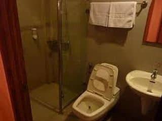 Victoria Court Gil Puyat