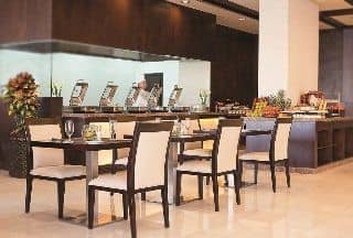 Moevenpick Hotel Apartments The Square Dubai