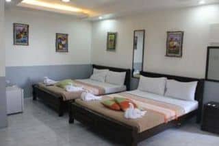 Roger's Place Hotel