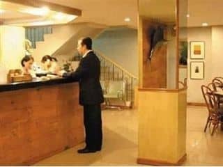 Nichols Airport Hotel