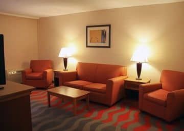 Comfort Inn & Suites Airport