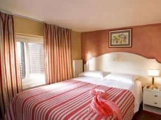Hotel Joli