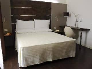 Base Hotel To Stay
