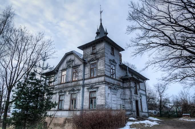 Riga ghost tour with balsam tasting