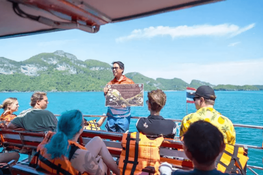 From Samui: Angthong National Marine Park by Big Boat with Lunch & Round-Trip Transfer | Thailand