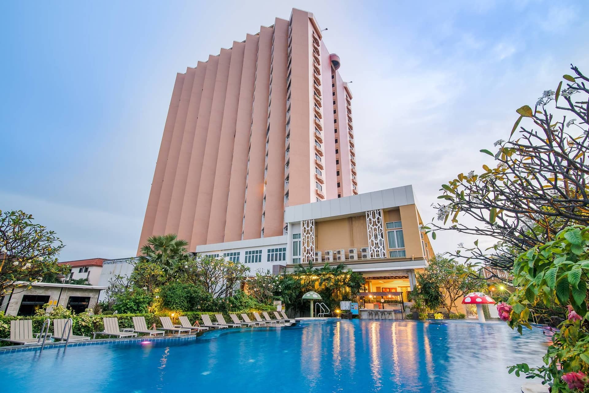 แพ็กเกจที่พักโรงแรมโกลเด้น บีช ชะอำ หัวหิน (ใช้ได้ถึง 31 ตุลาคม 2569)
