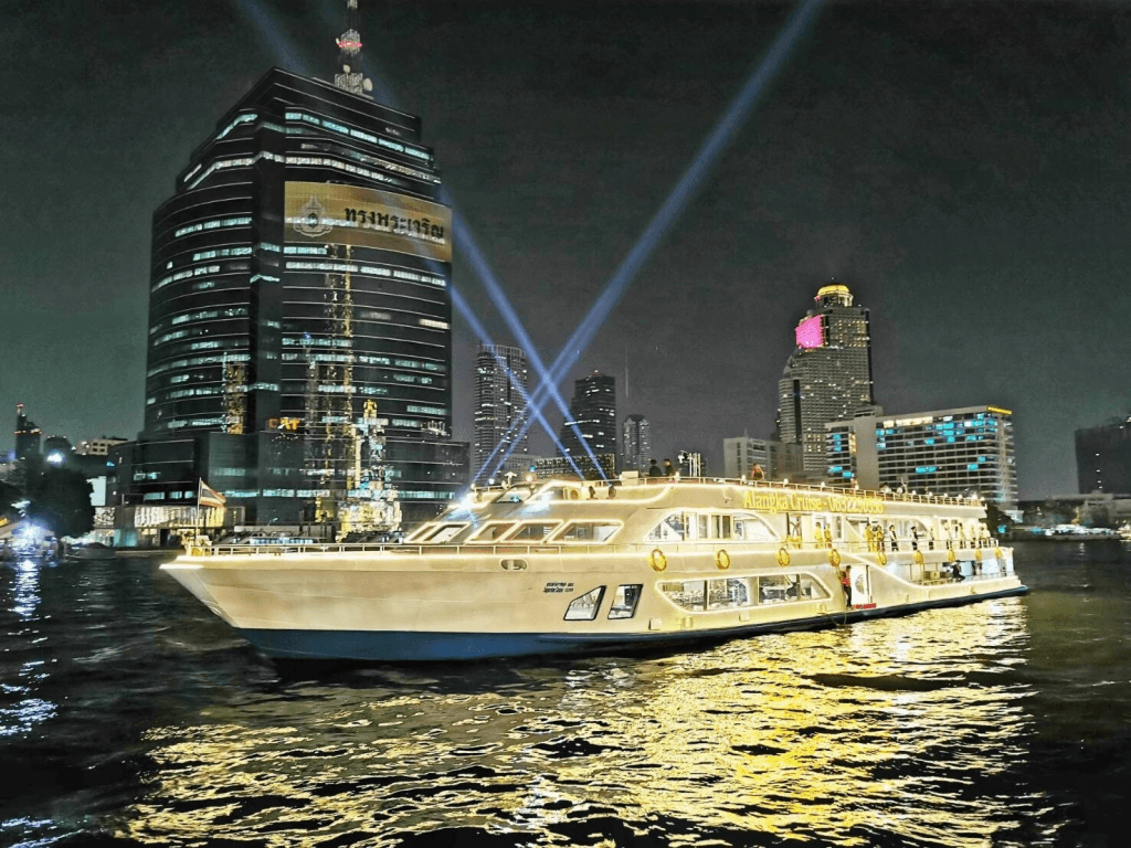 Alangka Cruise in Bangkok