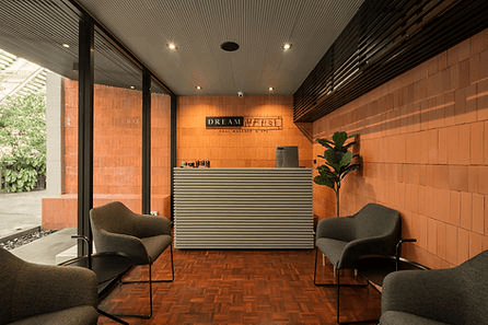 Dream House Thai Massage at Langsuan Branch