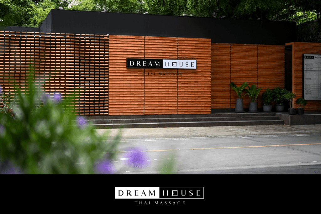 Dream House Thai Massage at Sukhumvit 20 Branch