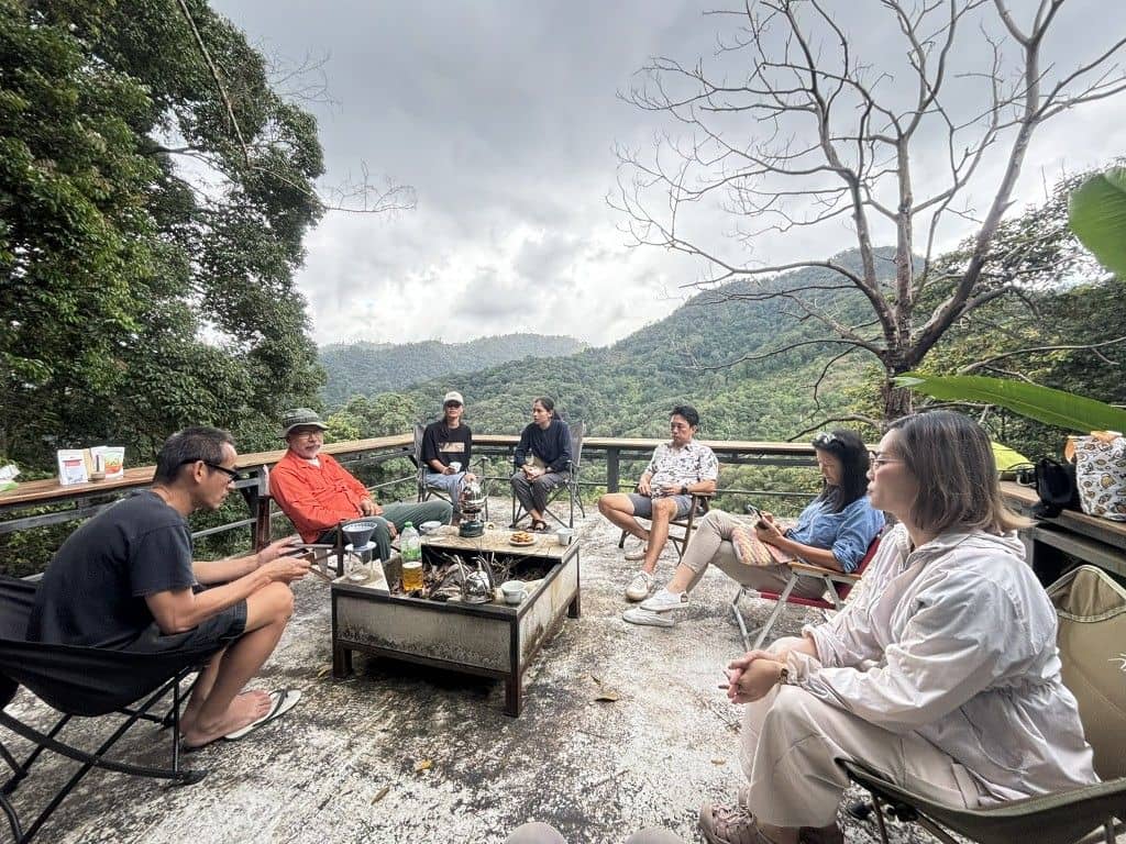 Chill out with Drip King, Pi, at Nine One Coffee Farm 4