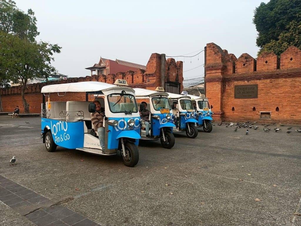 Chiang Mai Electric Tuk Tuk Food & Culture Tour Trips and Day Trips