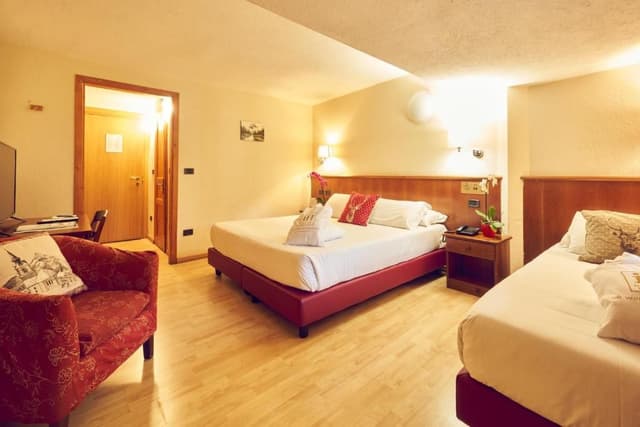 Triple Room
