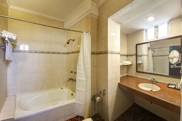 Suite, 1 King Bed