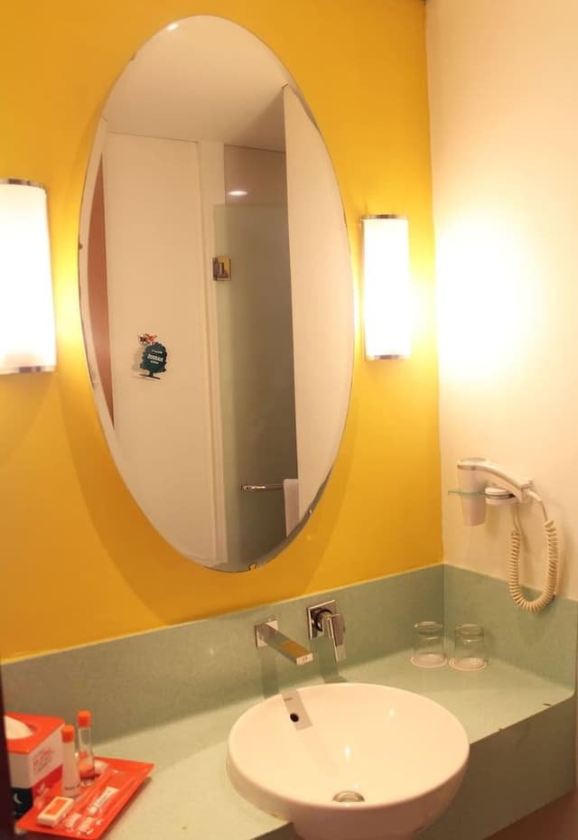 Room (HARRIS)
