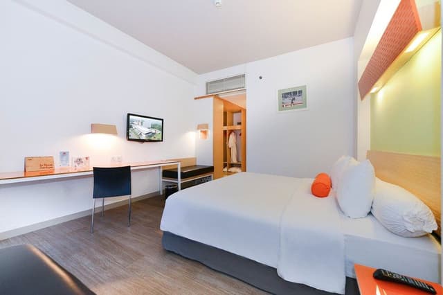 Room (HARRIS)