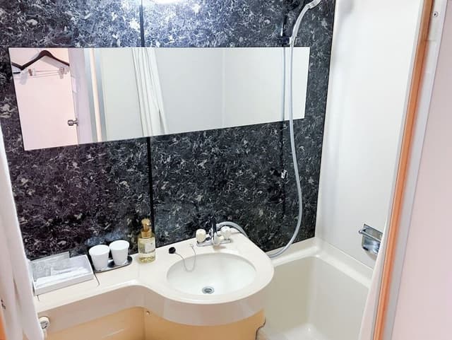 Single Room, Smoking (Dog Friendly)