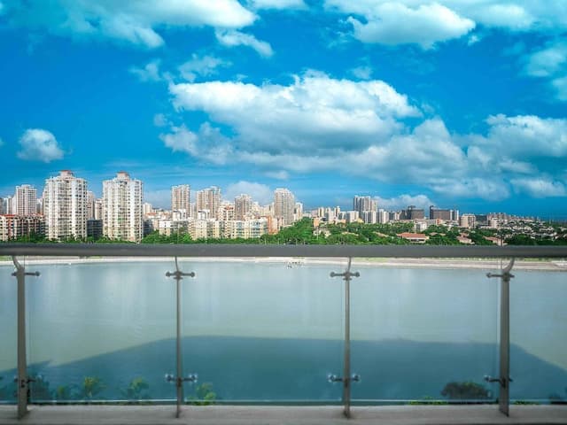 Executive Room, 1 King Bed, Balcony, River View