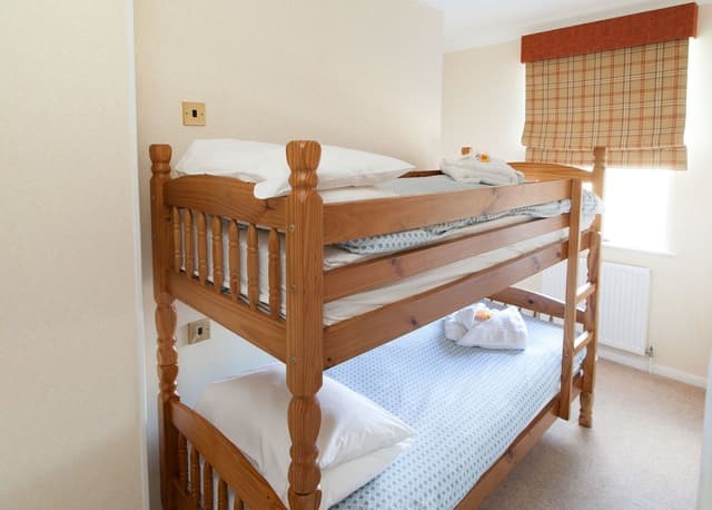 Family Room (2 Adults & 2 Children)