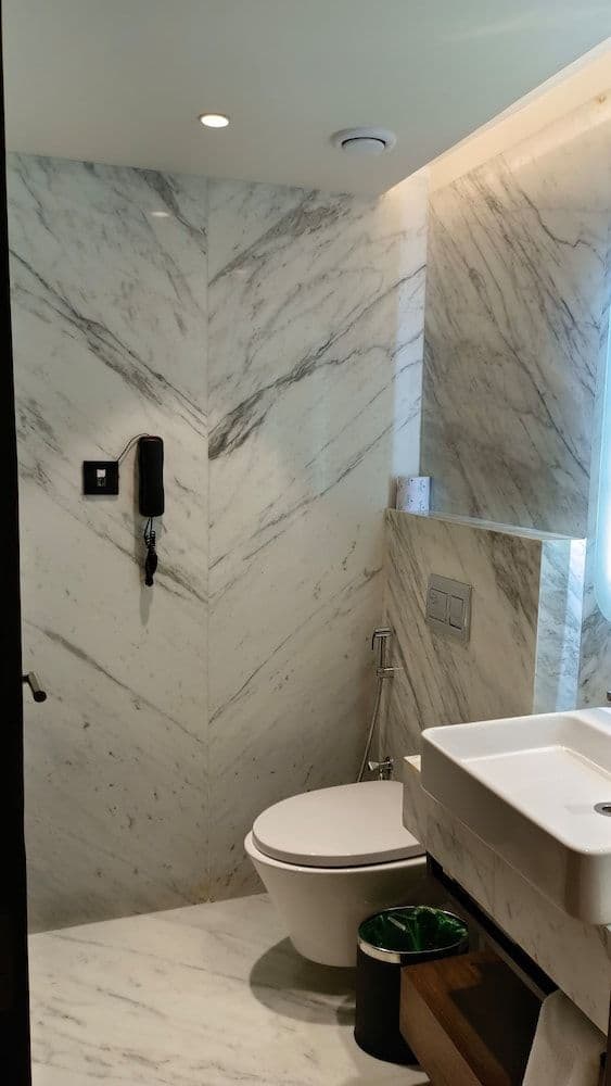 Premium Suite