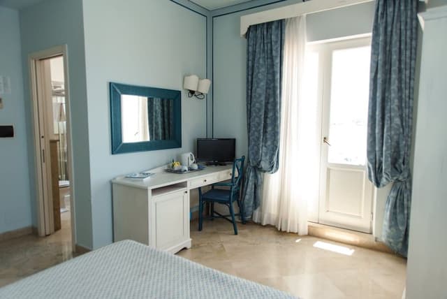 Deluxe Double Room, Hot Tub (Patruni)