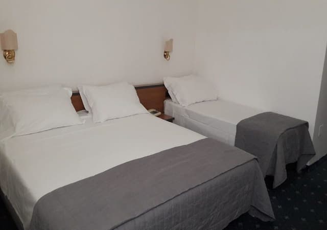 Comfort Triple Room