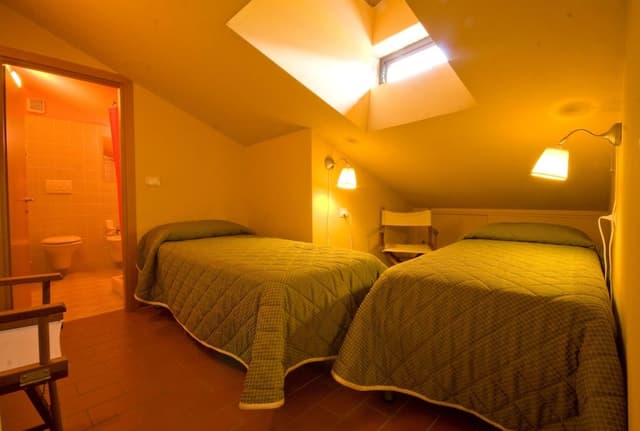 Family Apartment, 2 Bedrooms, Kitchen, Mountain View