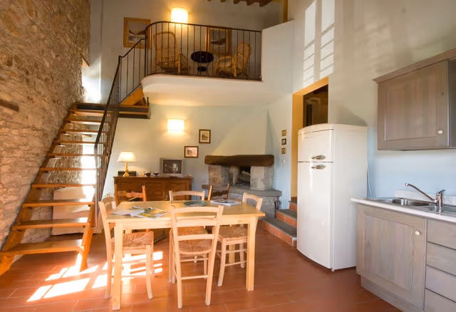 Family Apartment, 2 Bedrooms, Kitchen, Mountain View