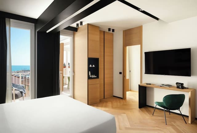Junior Room