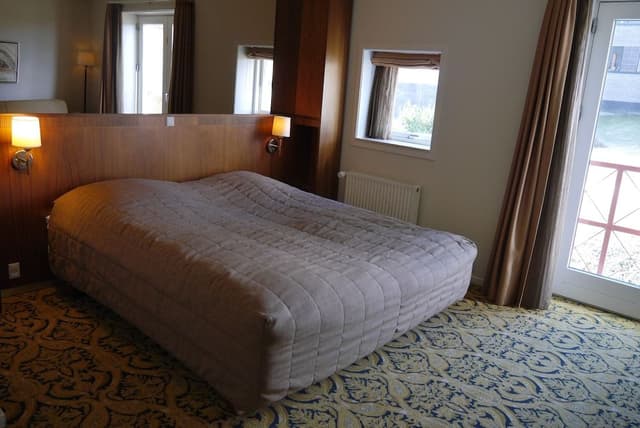 Luxury Room, Bathtub