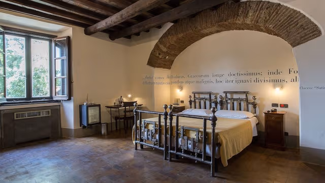 Superior Double or Twin Room, Bathtub