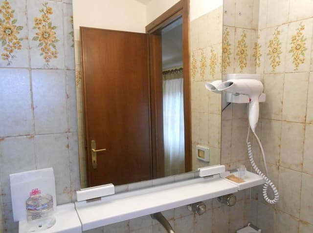 Family Quadruple Room, 2 Bedrooms, Private Bathroom