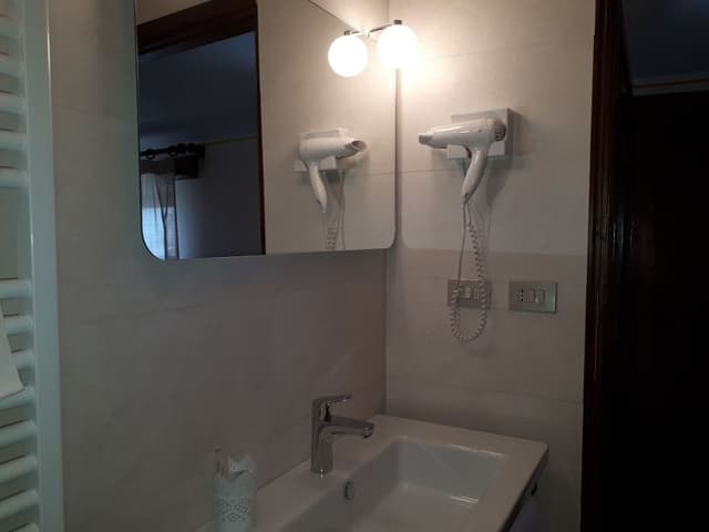 Family Quadruple Room, 2 Bedrooms, Private Bathroom