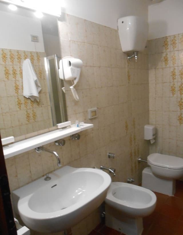 Economy Double or Twin Room