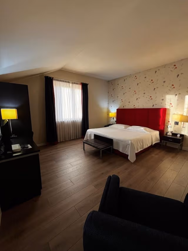 Superior Room, Courtyard View