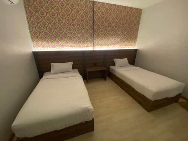 Standard Twin Room