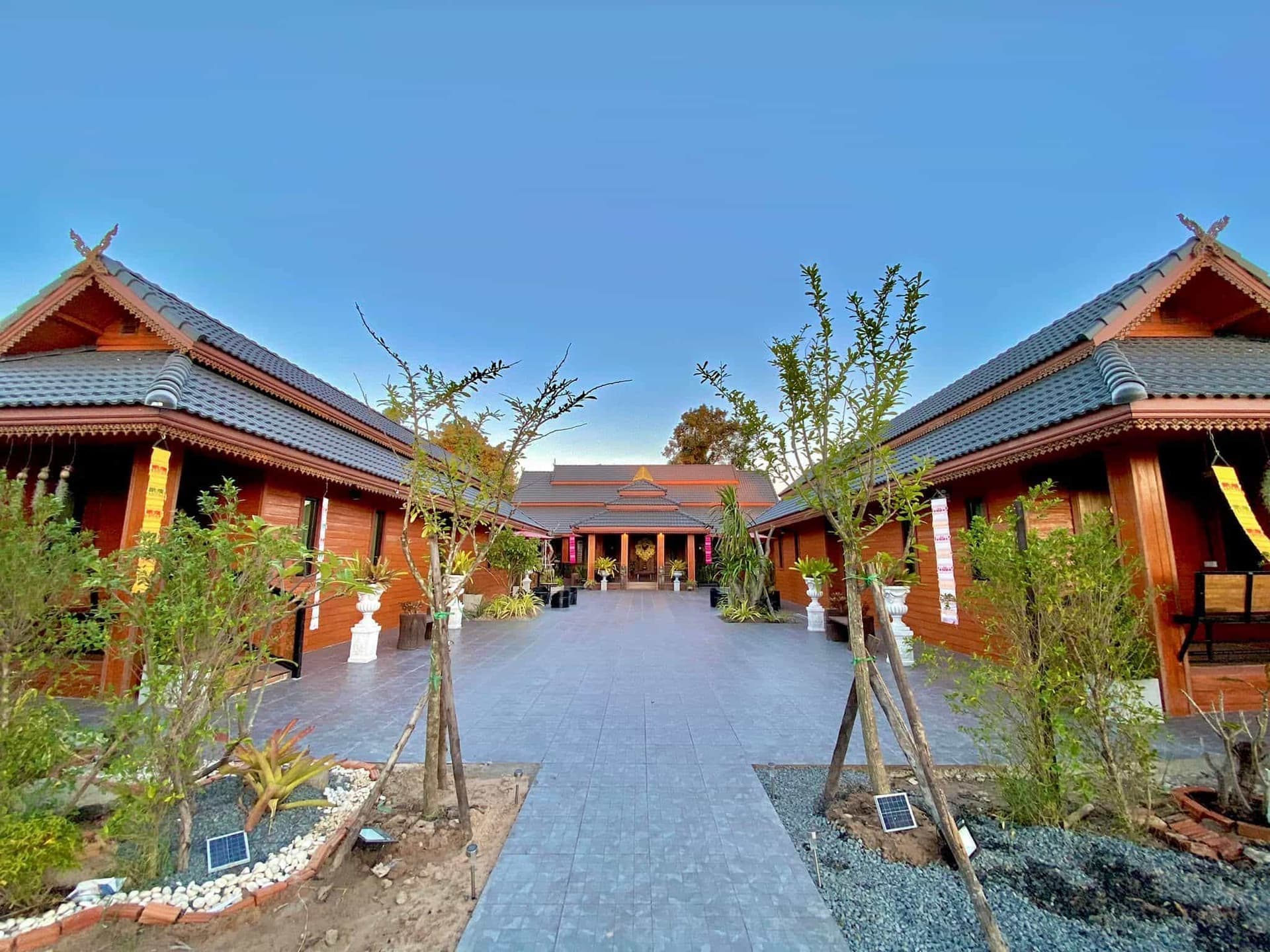 Khum Lanna Boutique Hotel Sisaket (Room on Request) Khum Lanna Boutique Hotel Sisaket (Room on Request)