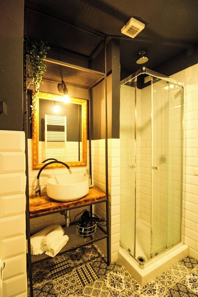 Basic Double Room