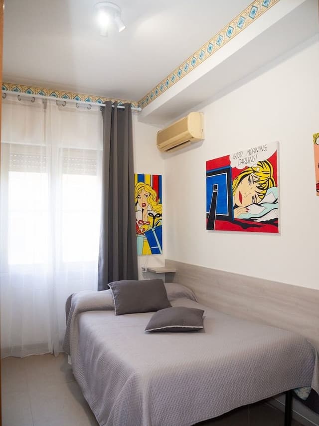 Junior Single Room, 1 Bedroom, Private Bathroom, Garden View