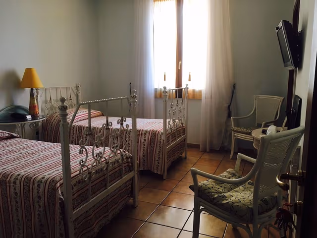 Classic Double Room