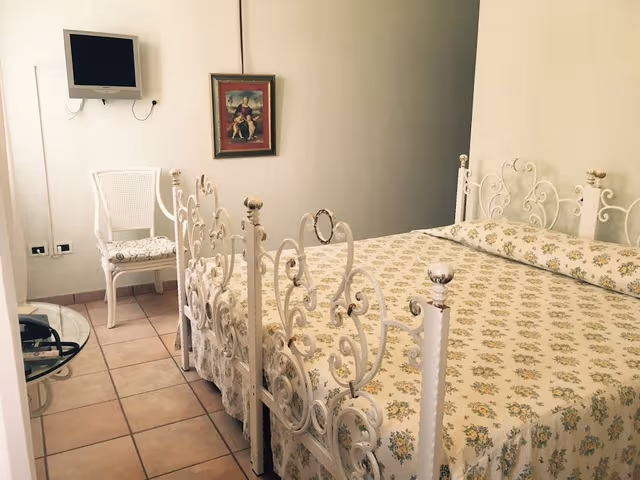 Economy Double Room