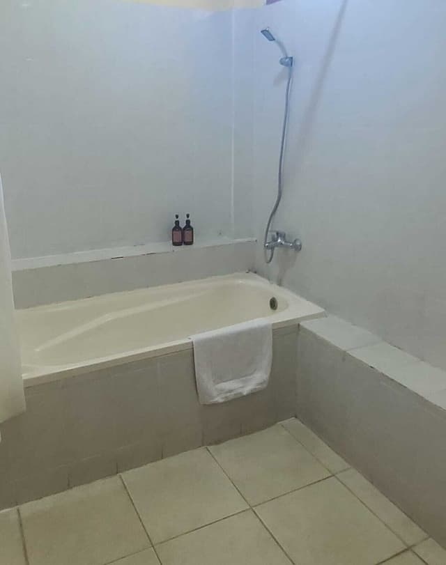 Deluxe Twin Room, 2 Twin Beds, Pool View