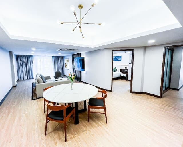 3 Bedroom Pool Terrace