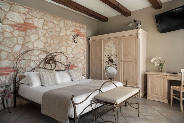 Quadruple Room, Lake View