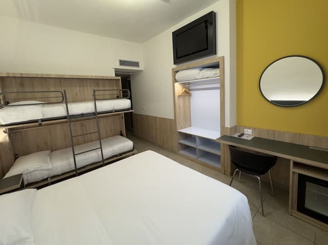 Comfort Quadruple Room