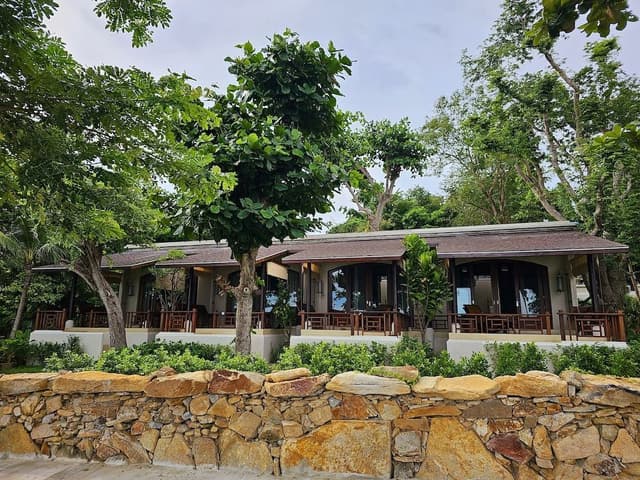 Deluxe Sea View Double or Twin Room